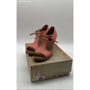 Latigo Peach Anthropologie heels by Latigo, coral leather - Size 9